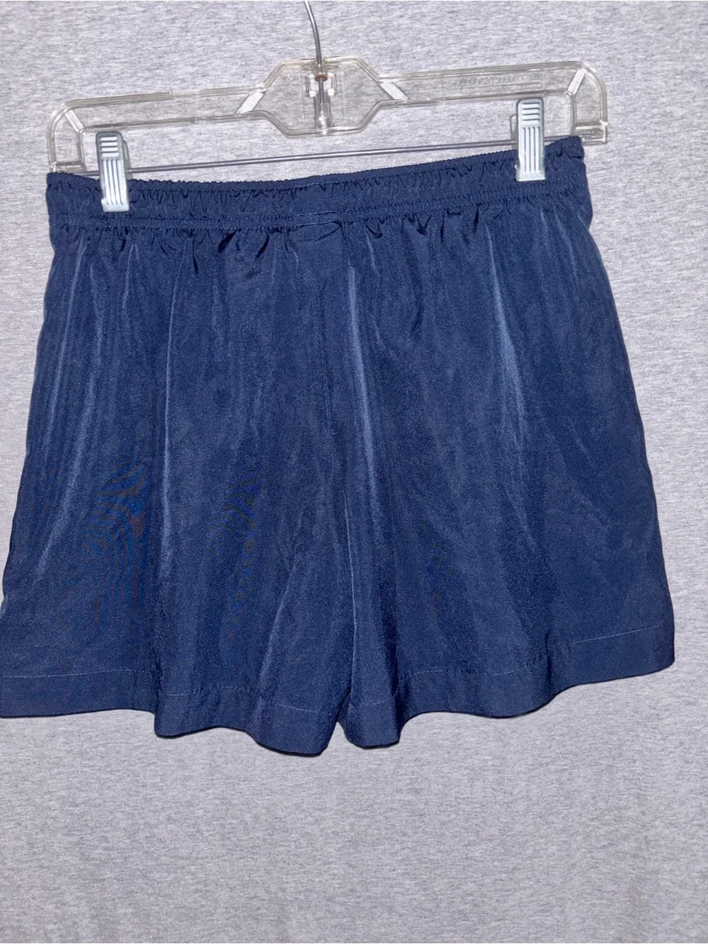 Nike Women's Navy and White Elastic Waist Athletic Shorts Size Small